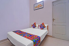 Fabexpress Lishikaa’S Inn