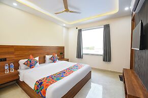 Fabhotel Sky I