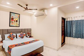 Fabhotel Radha Rani Residency