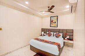 Fabhotel Radha Rani Residency