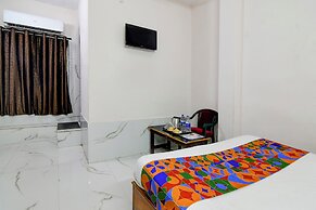 Fabhotel Seven Inn