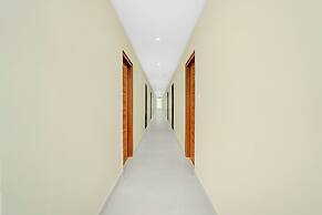 Fabhotel Sai Palace