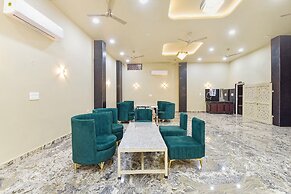 Fabhotel Fort