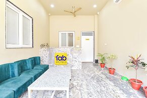 Fabhotel Fort
