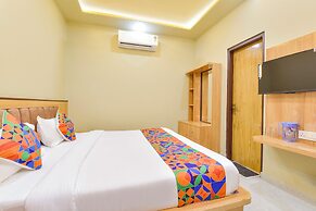 Fabhotel Fort