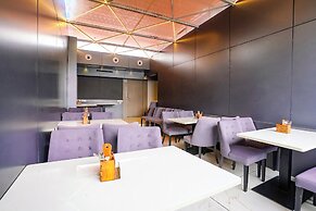 Fabhotel Nexus Inn