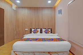 Fabhotel The Heaven
