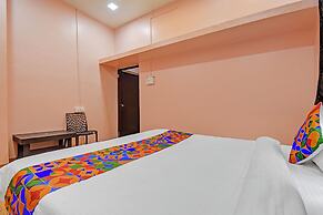 Fabhotel The Heaven