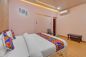 Fabhotel The Heaven