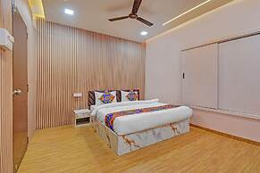 Fabhotel The Heaven