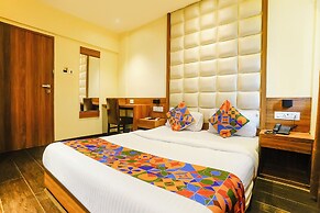 Fabhotel Ratna Mahal