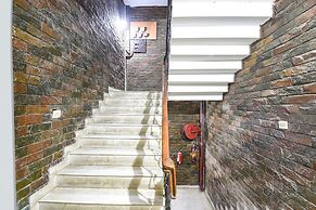 Fabhotel Western