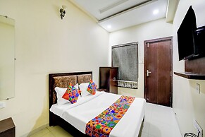 Fabhotel The Shloka