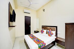 Fabhotel The Shloka