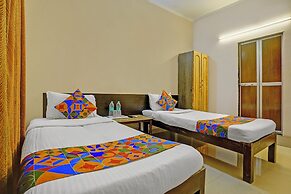 Fabhotel 4 Pillar’S
