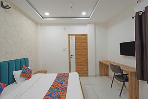Fabexpress Shyam Palace
