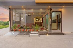 Fabexpress Shyam Palace