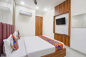 Fabhotel Royal Metro