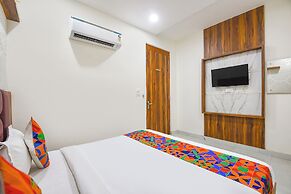Fabhotel Royal Metro