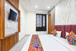 Fabhotel Royal Metro