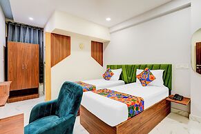 Fabhotel Leon Square
