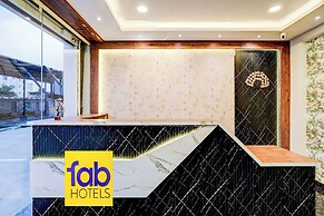 Fabhotel Leon Square