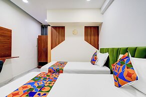 Fabhotel Leon Square