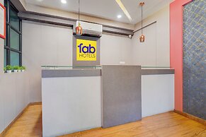 Fabhotel East Land