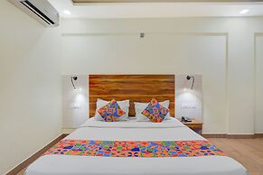 Fabhotel East Land
