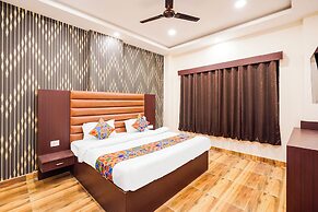 Fabhotel Palm Bliss