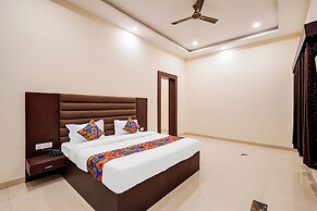 Fabhotel Palm Bliss