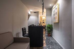 Roma Suite Hotel