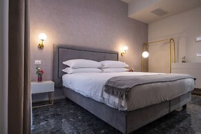 Roma Suite Hotel