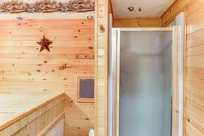 Sauna + Deck: Wooded Cabin on Lake Vermilion!