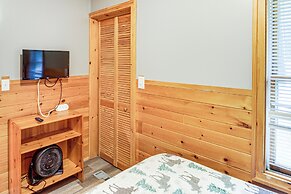 Sauna + Deck: Wooded Cabin on Lake Vermilion!