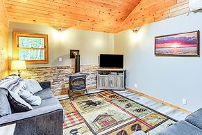 Sauna + Deck: Wooded Cabin on Lake Vermilion!