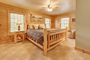 Game Room + Fire Pit: Sprawling Westfield Retreat!