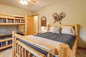 Game Room + Fire Pit: Sprawling Westfield Retreat!