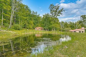 Luxe Cabin Compound 4 Mi to Cameron State Forest!