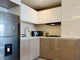 w Chic Loft w Balcony in Santa B Rbara