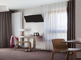 Comfort Triple Room Near Geneva