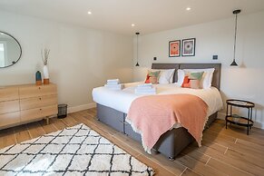 Eastfield Lodge