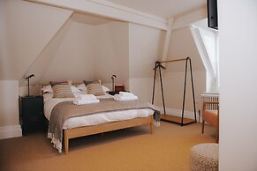 Eastfield Lodge