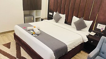 Vantara Premium- Hotel Shreya Galaxy
