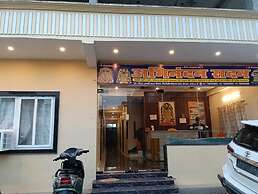 Staylo Abhinandan Palace