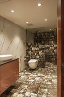 Olive Hotel & Suites