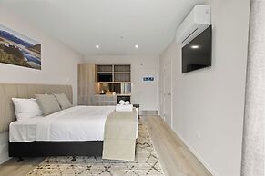Brookside Motel
