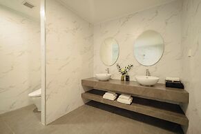 Venusgiti Hot Spring Resort & Spa
