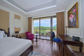 Venusgiti Hot Spring Resort & Spa