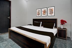 Hotel Nidhivan Dham